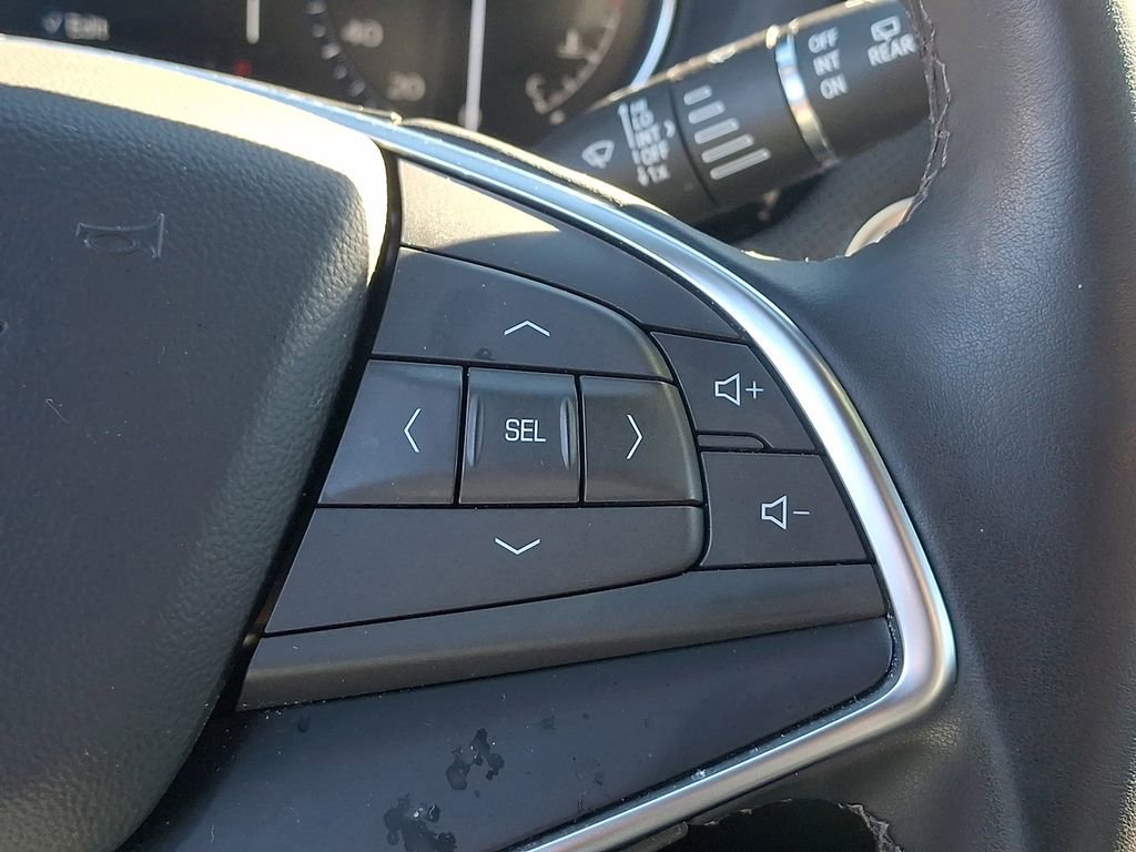 Used 2024 Cadillac XT5 Luxury image 24