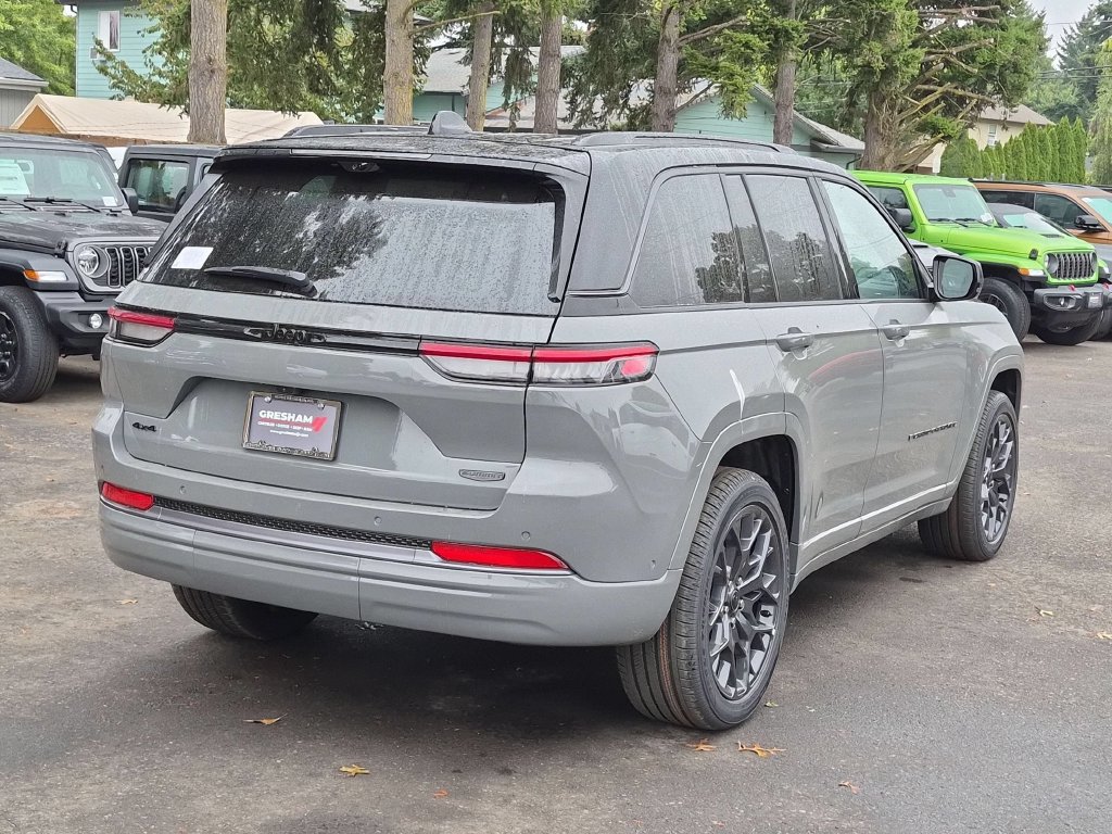 New 2027 Jeep Grand Cherokee Summit AWD/4WD image 7