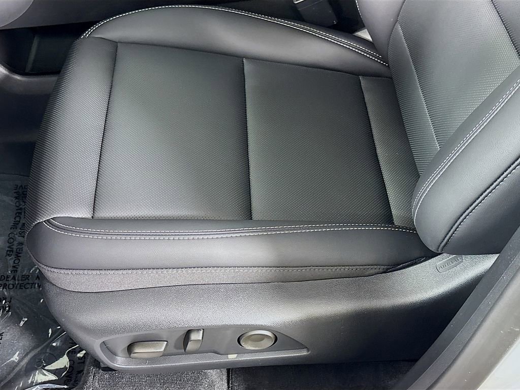 New 2026 GMC Terrain Elevation w/ Elevation Premium Package AWD/4WD image 18