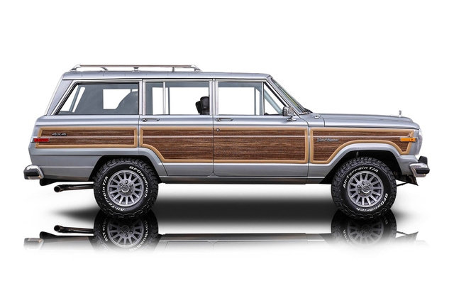 Used 1991 Jeep Grand Wagoneer AWD/4WD image 2