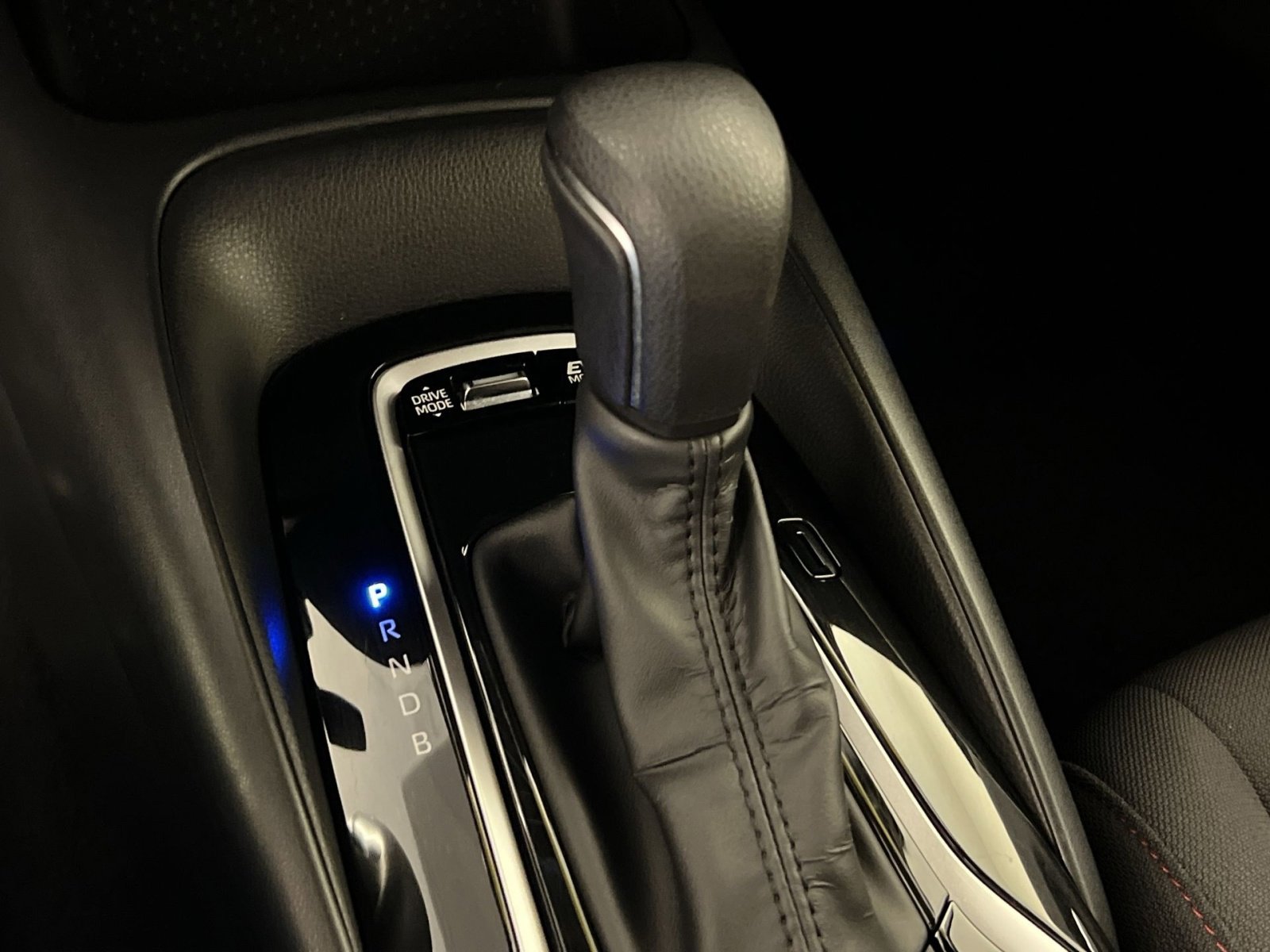 Used 2024 Toyota Corolla SE image 22