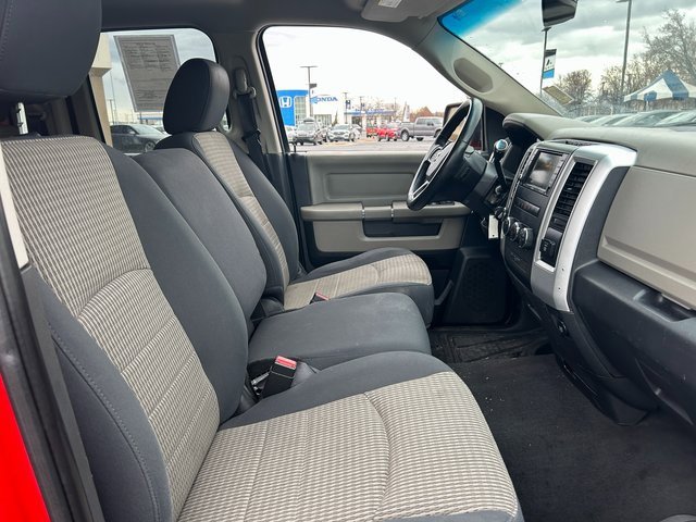 Used 2012 RAM 1500 Classic SLT w/ Luxury Group image 33