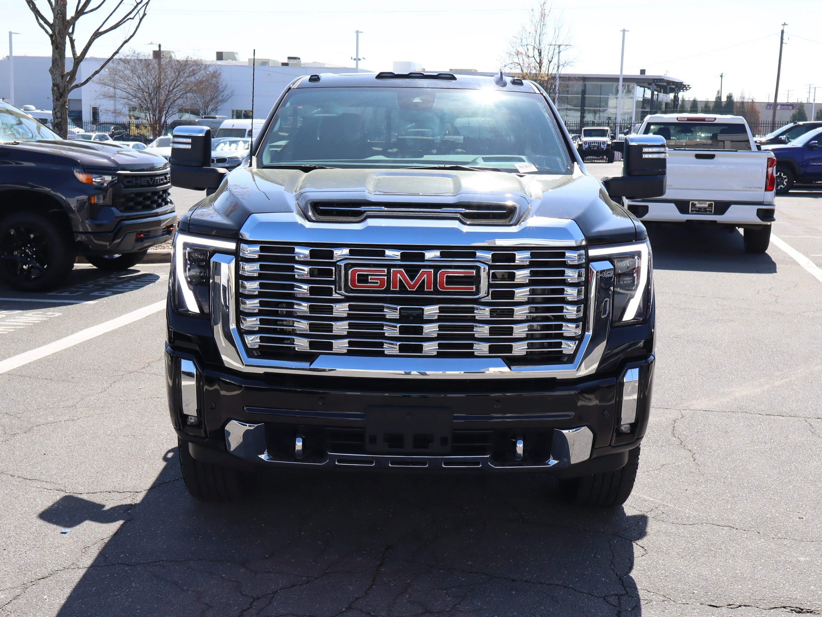 Certified 2024 GMC Sierra 2500 Denali w/ Denali Reserve Package image 3