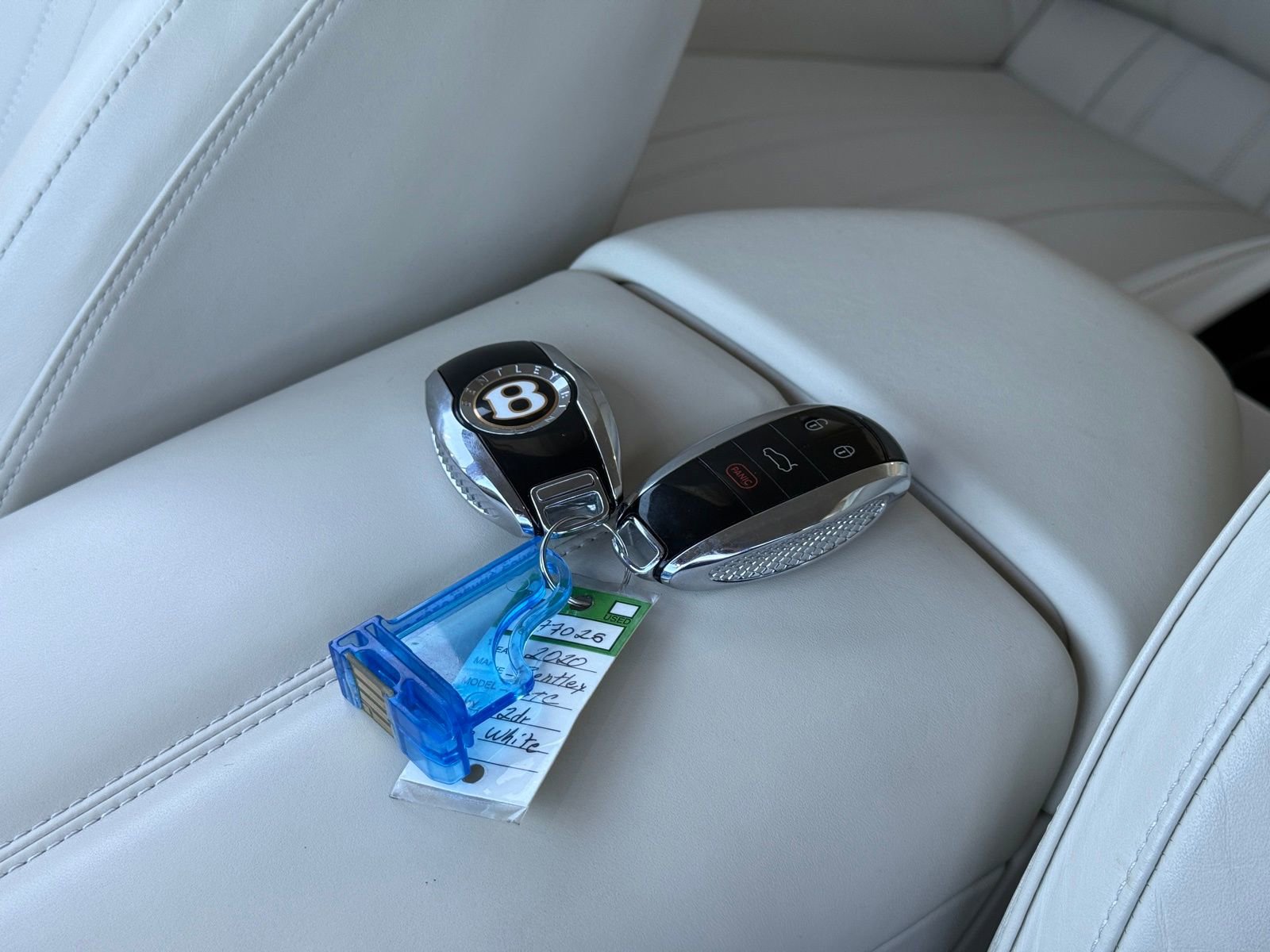 Used 2020 Bentley Continental GT image 33