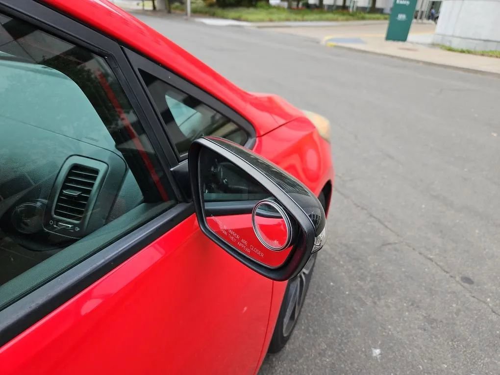 Used 2015 Kia Forte SX image 9