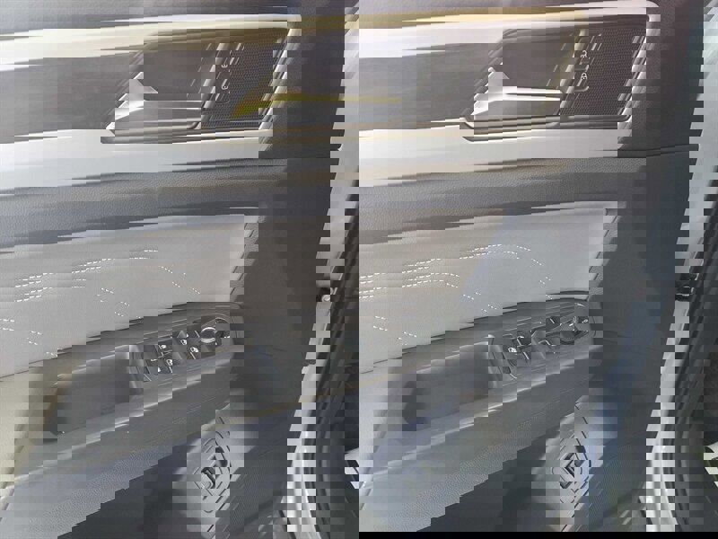 Used 2021 Volkswagen Atlas SE image 25