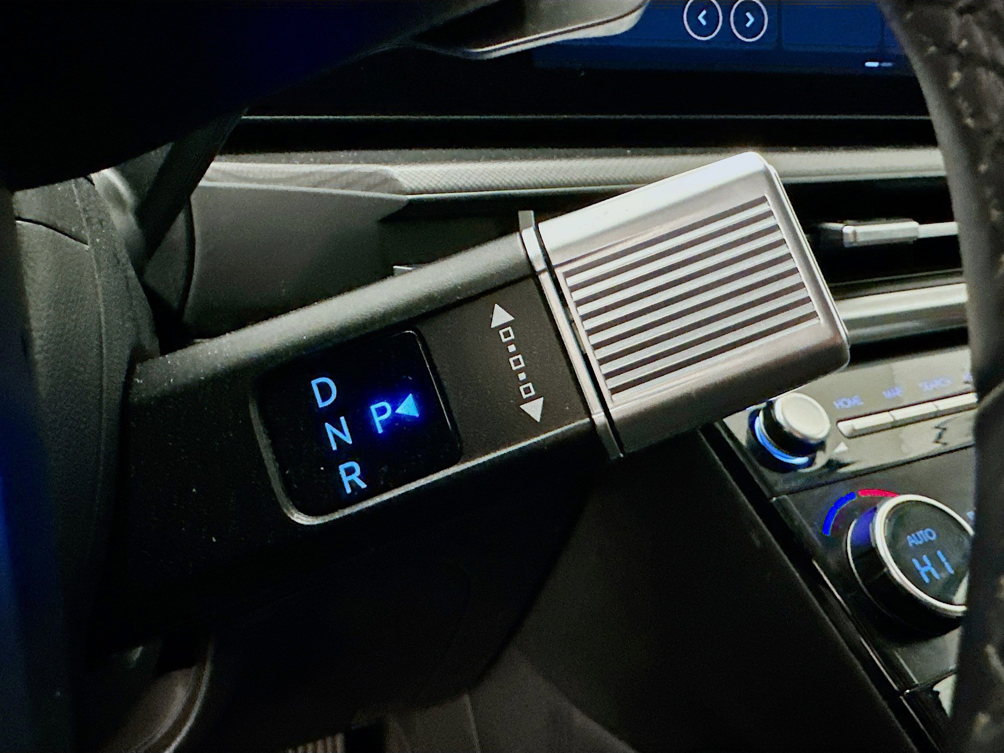 Used 2025 Hyundai Santa Fe SEL image 25