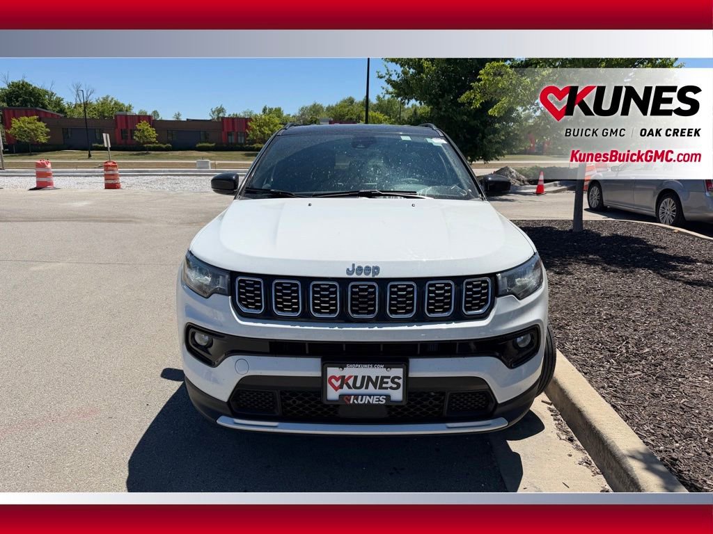 Used 2025 Jeep Compass Limited AWD/4WD image 2