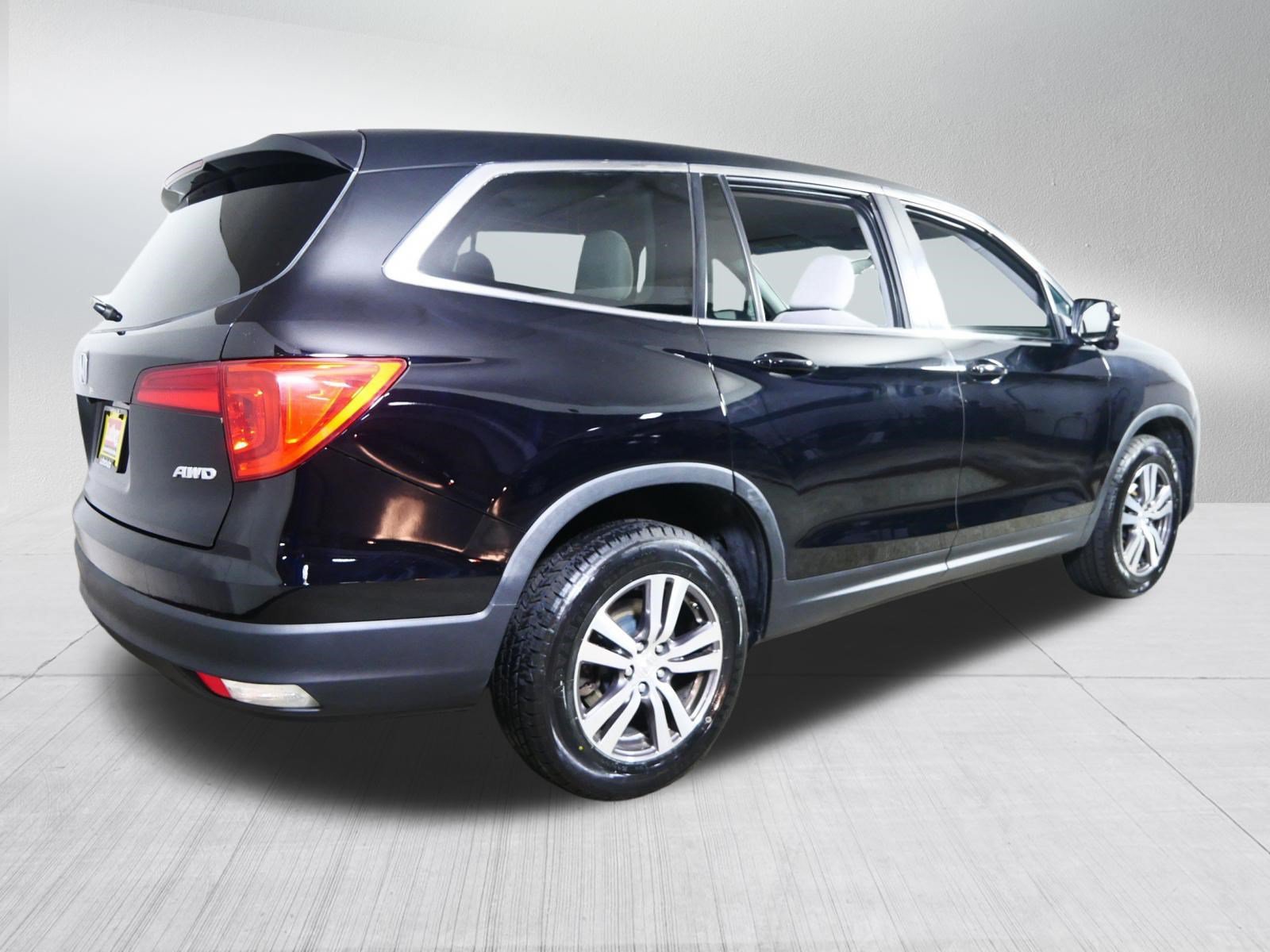 Used 2016 Honda Pilot EX image 7