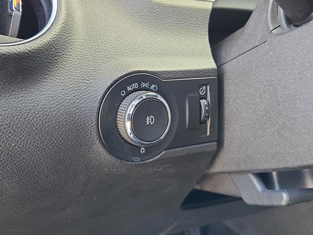 Used 2010 Chevrolet Camaro SS image 29