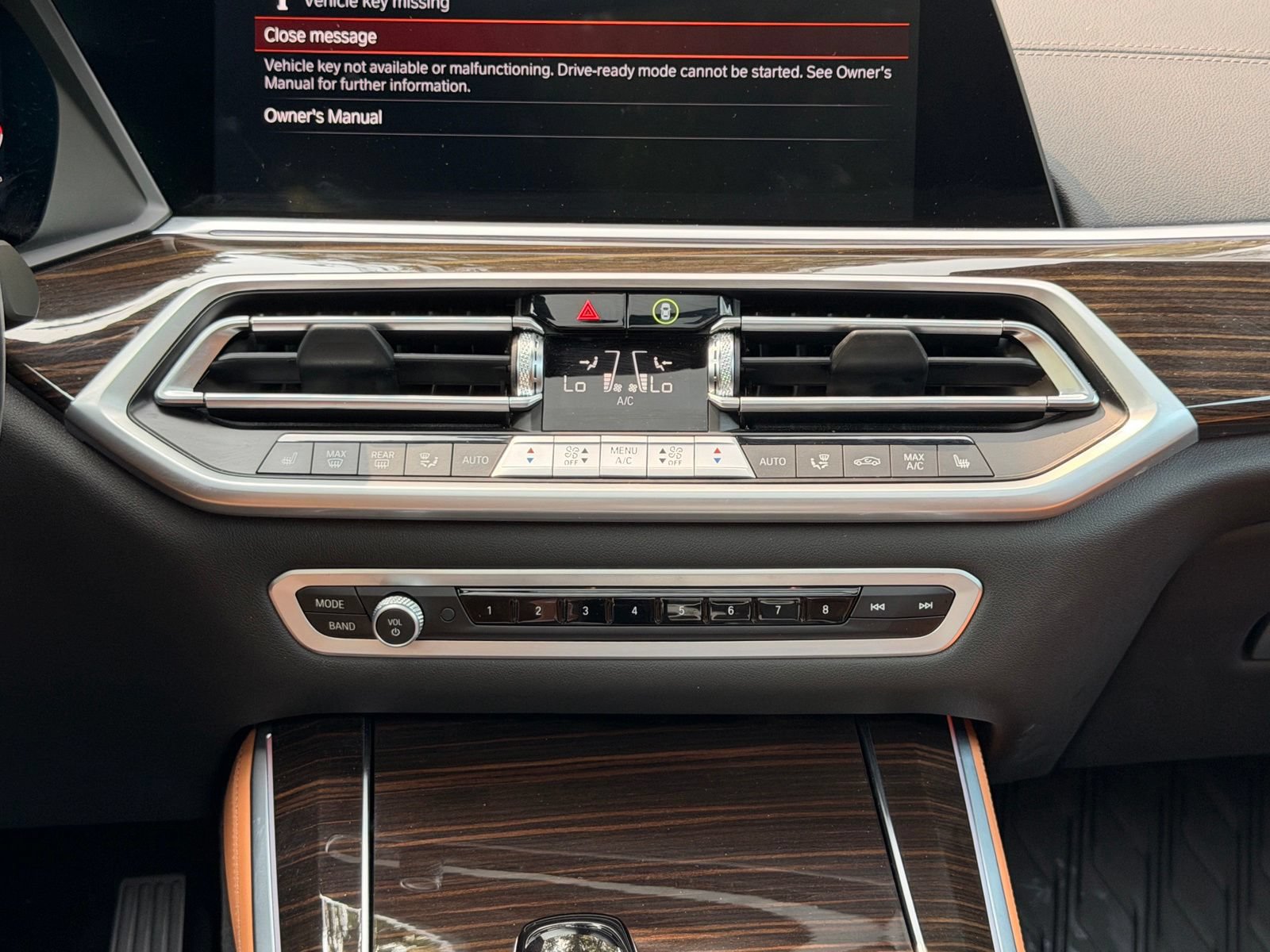 Used 2023 BMW X5 xDrive40i w/ Premium Package AWD/4WD image 14