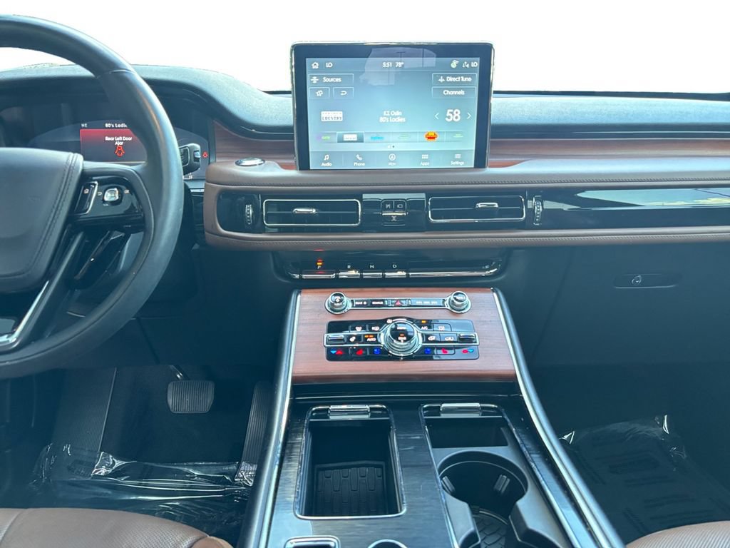 Used 2024 Lincoln Aviator Reserve w/ Elements Package Plus RWD image 12