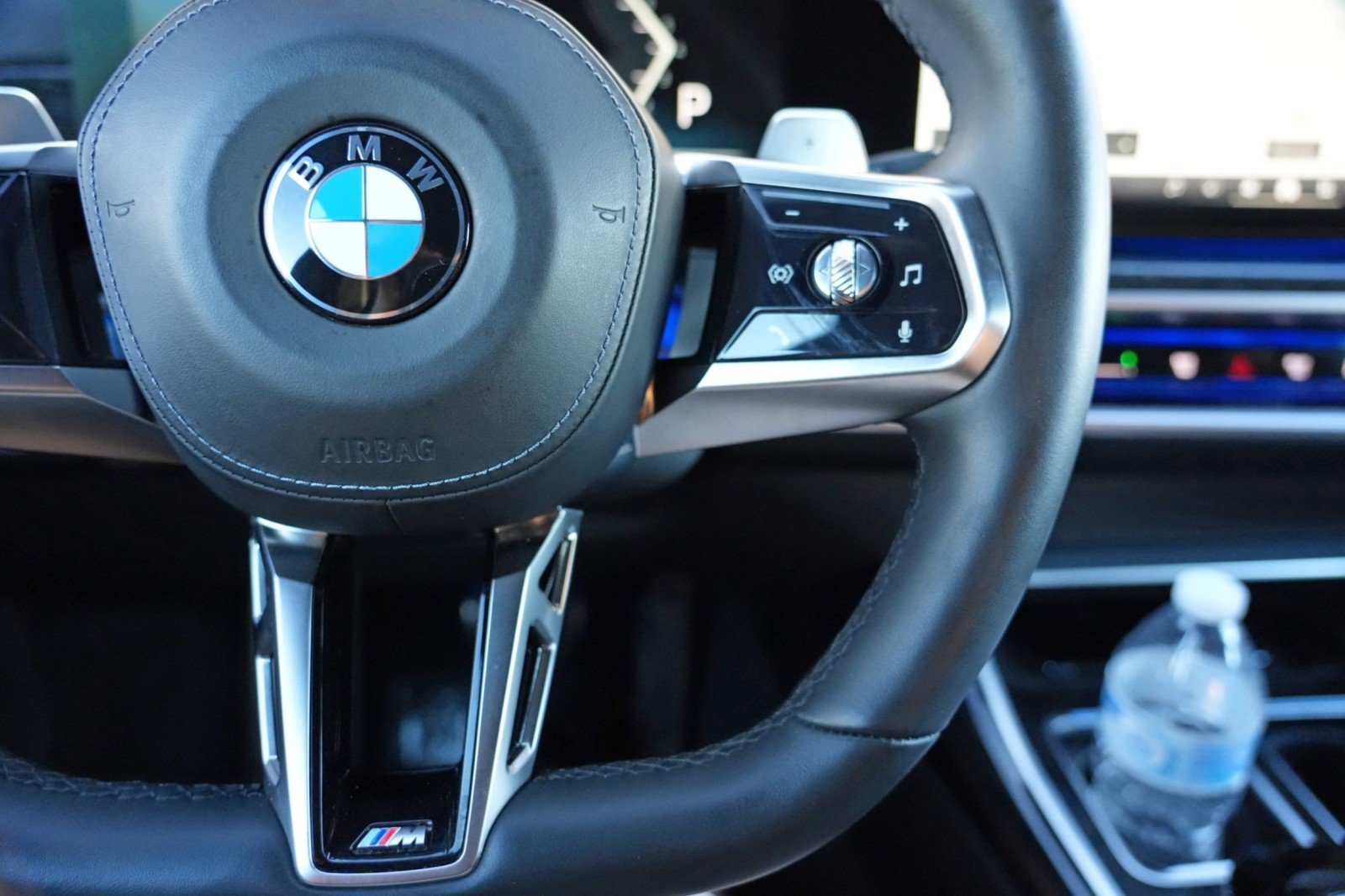 Used 2023 BMW 740i RWD image 24
