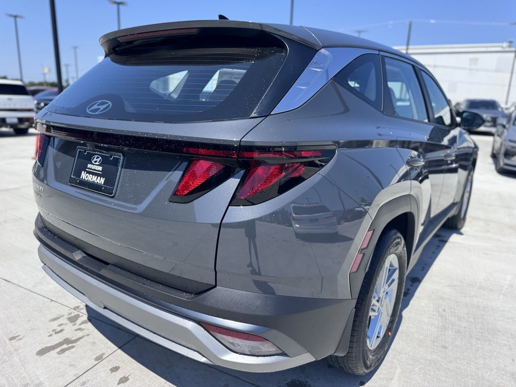 New 2026 Hyundai Tucson SE image 5