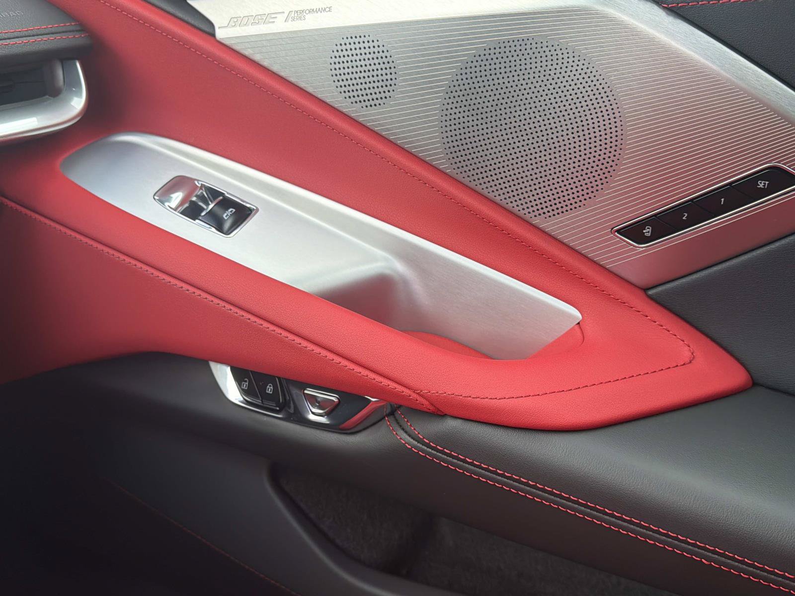 Used 2022 Chevrolet Corvette Stingray Preferred Conv w/ Z51 Performance Package RWD image 17
