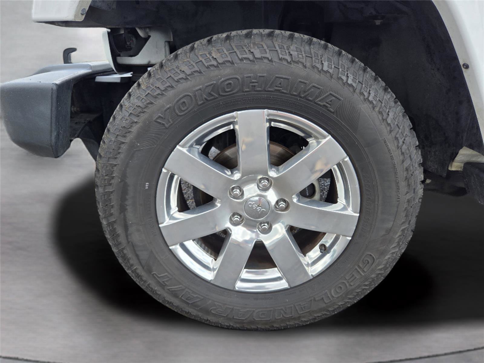 Used 2014 Jeep Wrangler Sahara AWD/4WD image 35