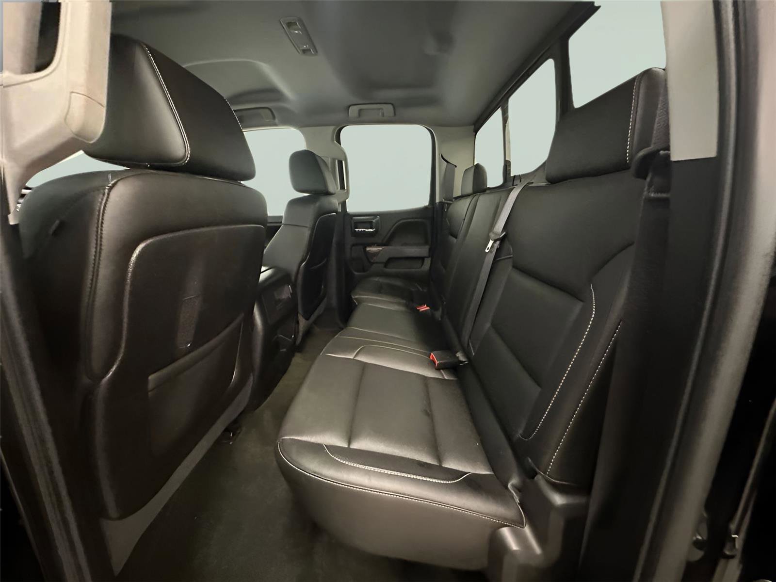 Used 2015 GMC Sierra 2500 SLT w/ Driver Alert Package image 28