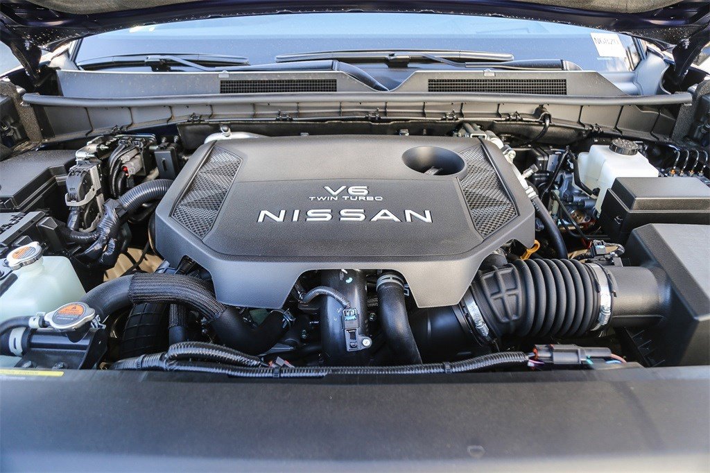 New 2025 Nissan Armada Platinum Reserve image 9