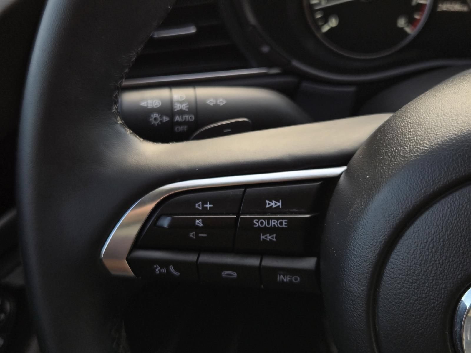 Used 2025 MAZDA CX-30 AWD 2.5 S w/ Premium Package image 32