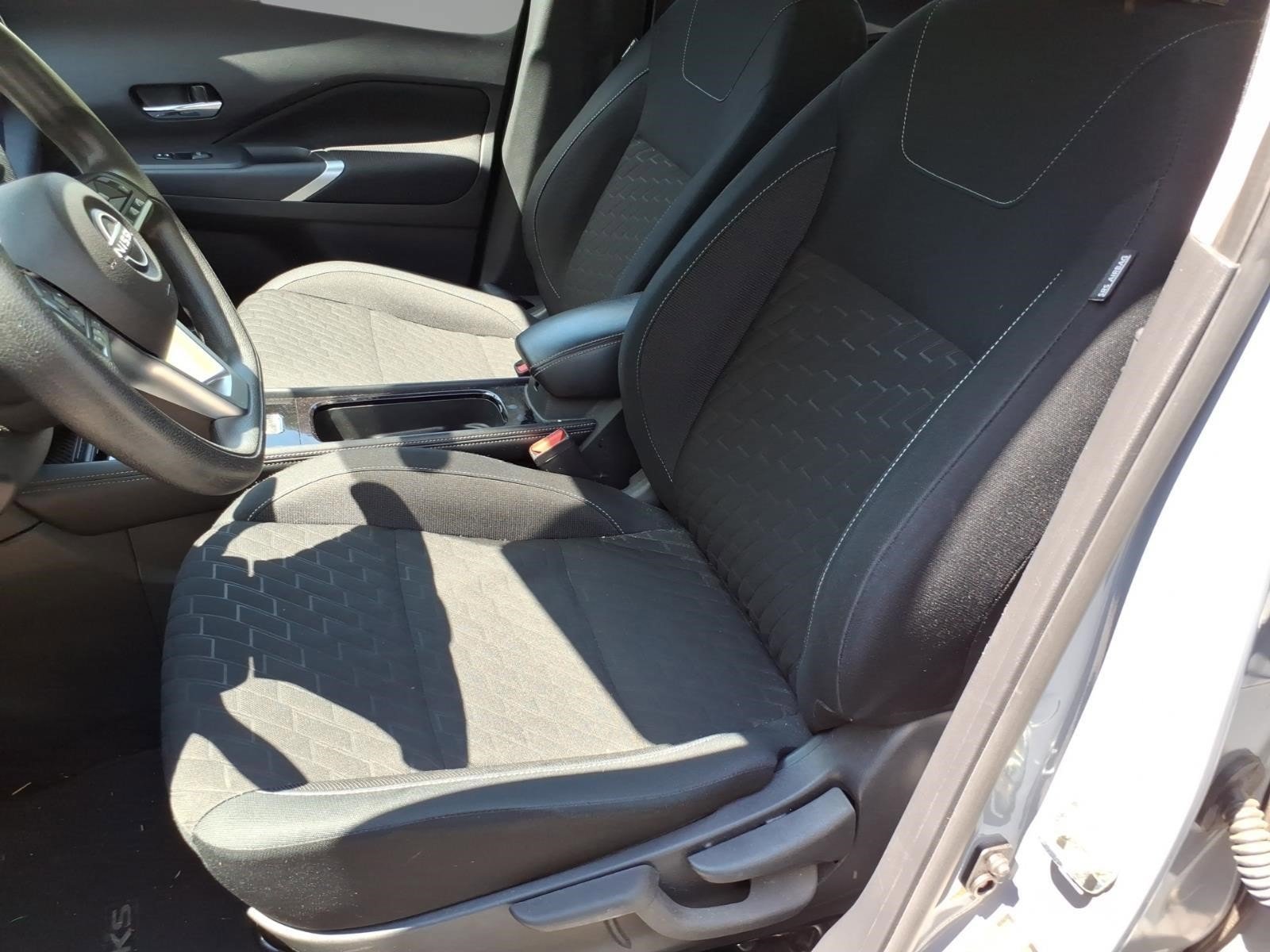 Used 2023 Nissan Kicks SV FWD image 11