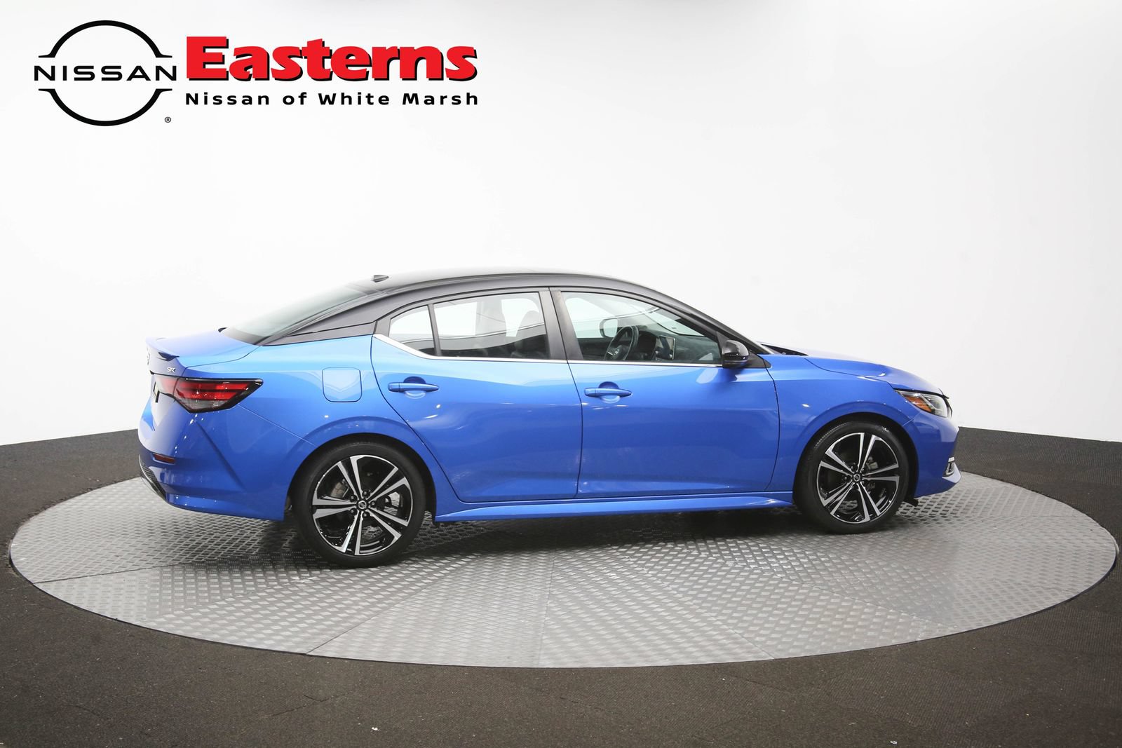 Used 2022 Nissan Sentra SR w/ SR Premium Package FWD image 43