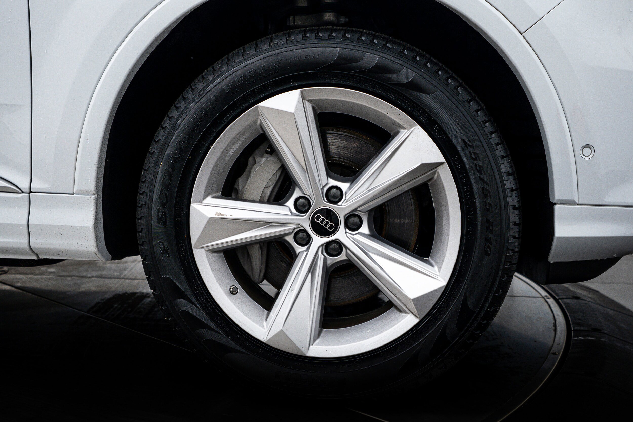 Certified 2023 Audi Q7 3.0T Premium w/ Convenience Package image 22