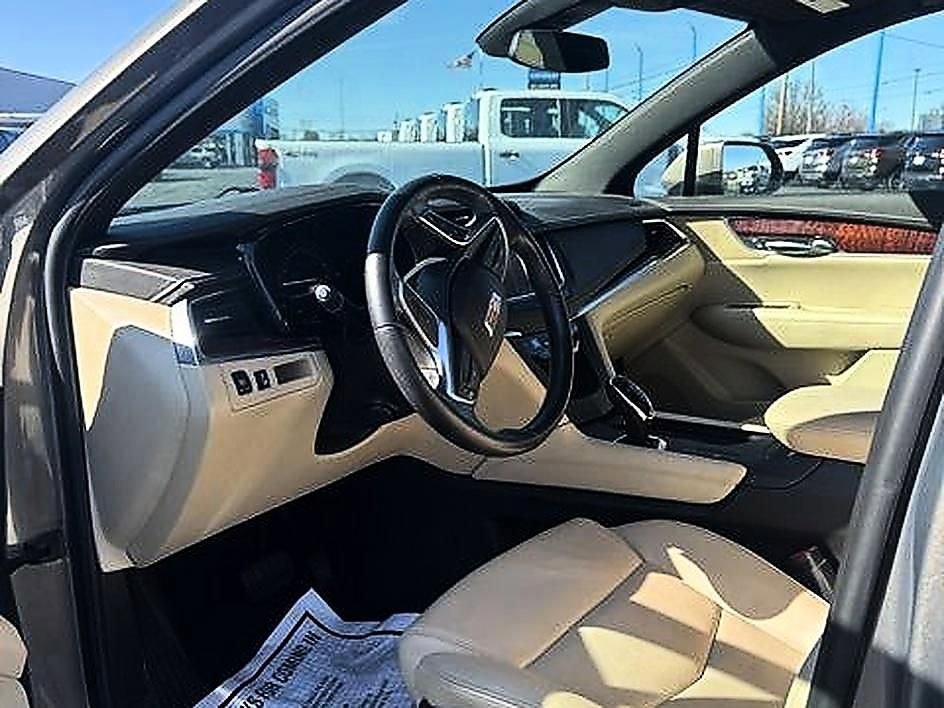 Used 2019 Cadillac XT5 Luxury image 11