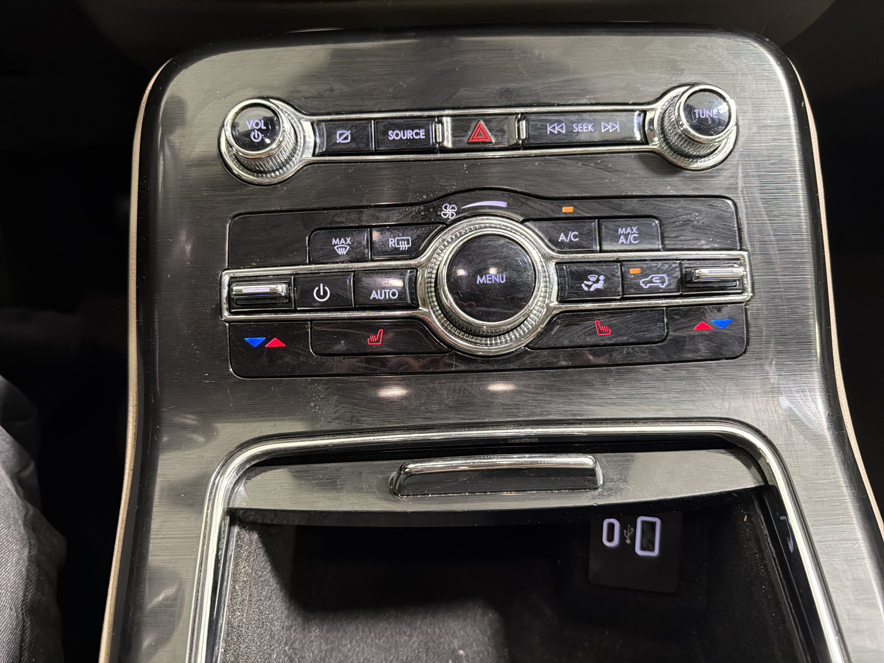 Used 2022 Lincoln Nautilus FWD image 15
