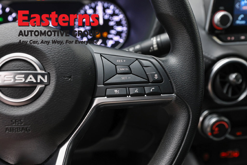Used 2024 Nissan Sentra SV FWD image 18