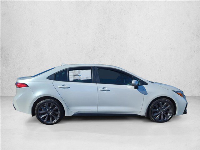 New 2026 Toyota Corolla SE w/ SE Package FWD image 4