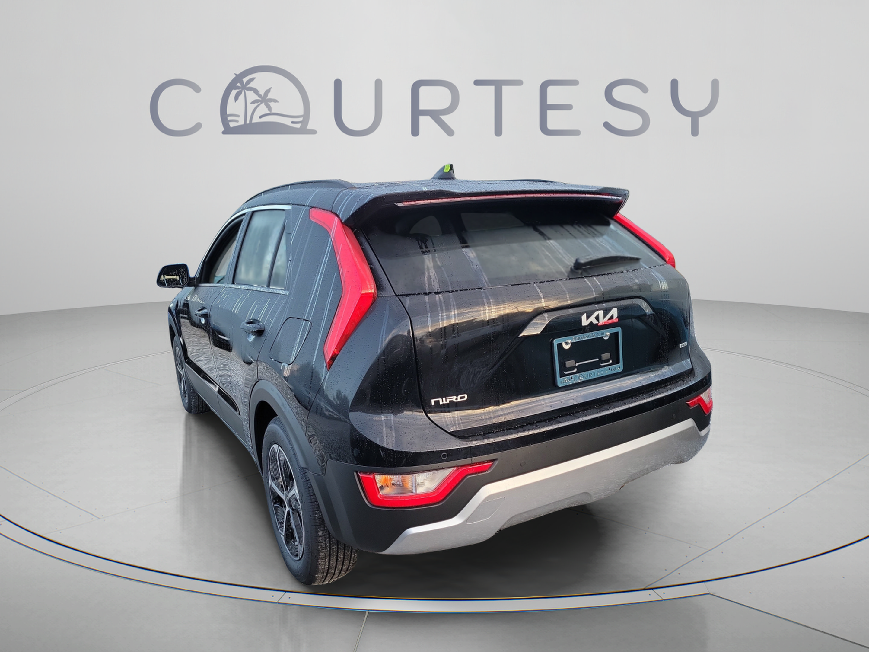 New 2026 Kia Niro EX FWD image 2