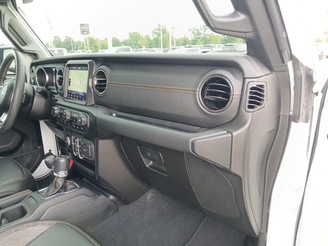 Used 2023 Jeep Gladiator Overland AWD/4WD image 27