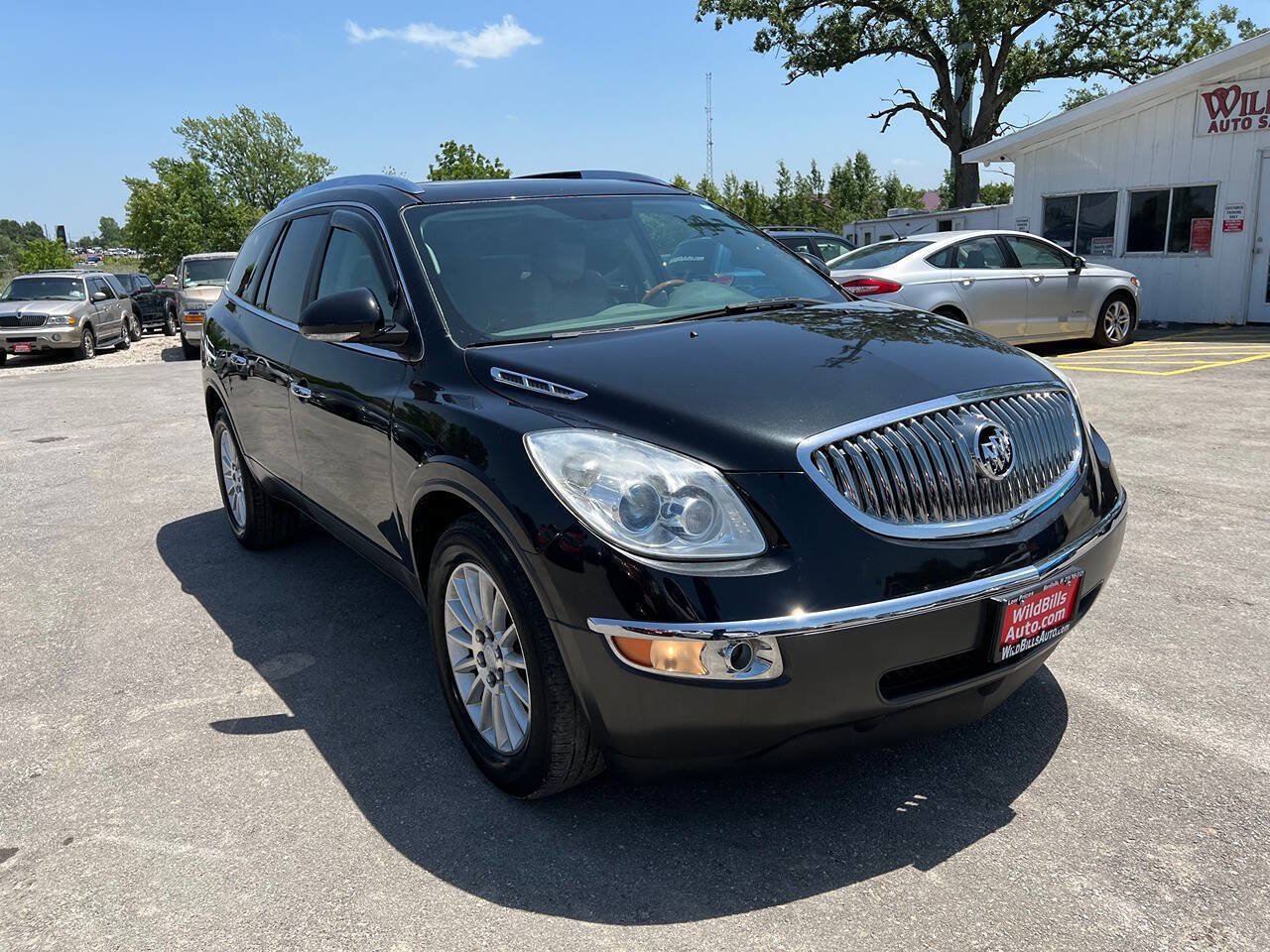 Used 2011 Buick Enclave CXL FWD image 3