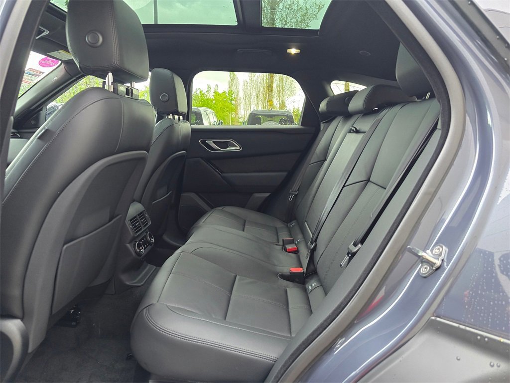 New 2026 Land Rover Range Rover Velar Dynamic SE image 26