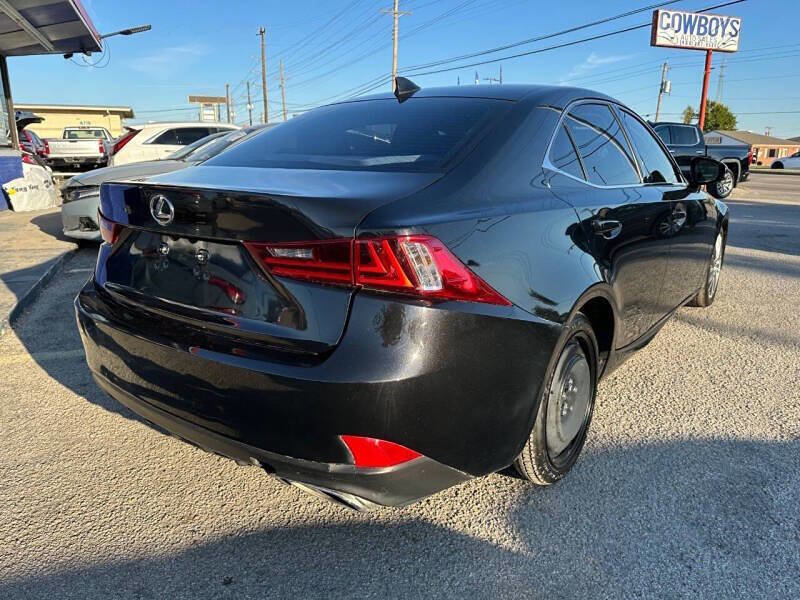 Used 2019 Lexus IS 300 w/ Accessory Package RWD image 5