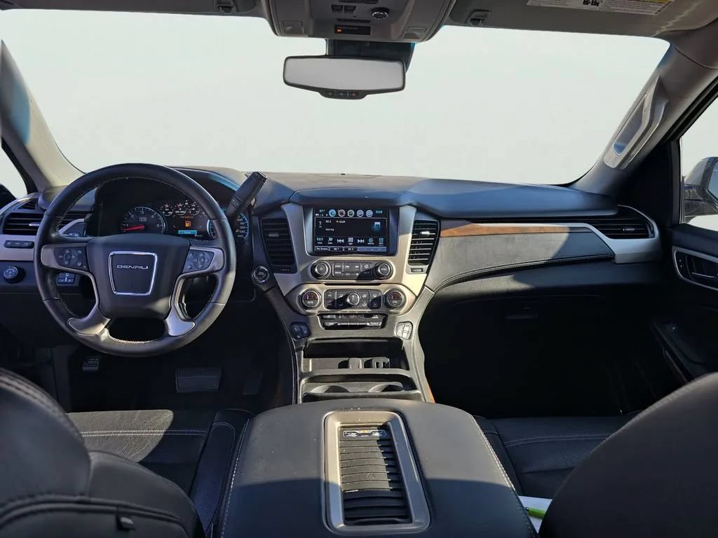 Used 2019 GMC Yukon XL Denali w/ Denali Ultimate Package RWD image 13