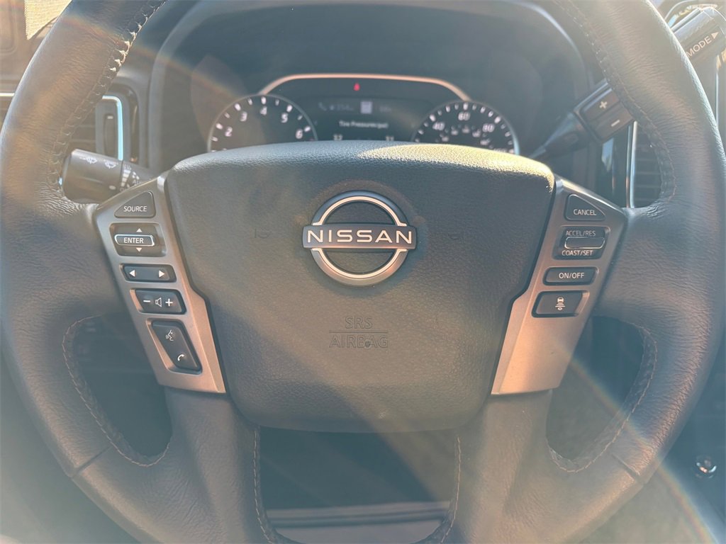 Used 2024 Nissan Titan Platinum Reserve w/ Moonroof Package image 11