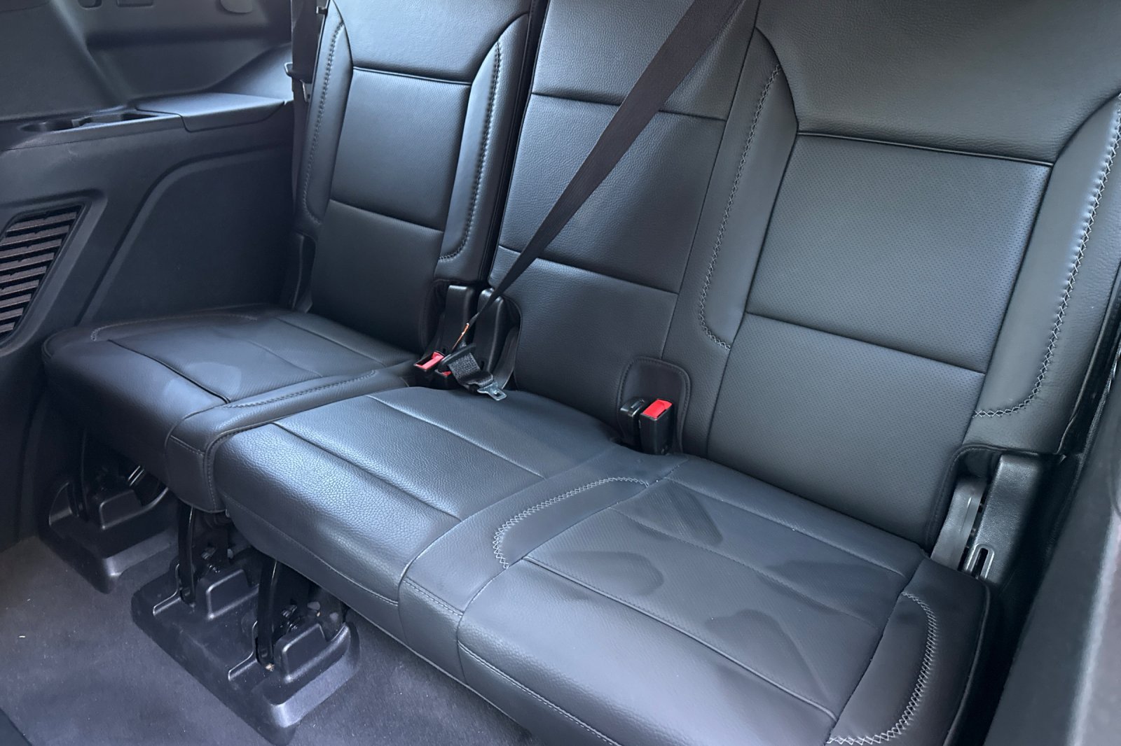 Used 2022 GMC Yukon Denali AWD/4WD image 19