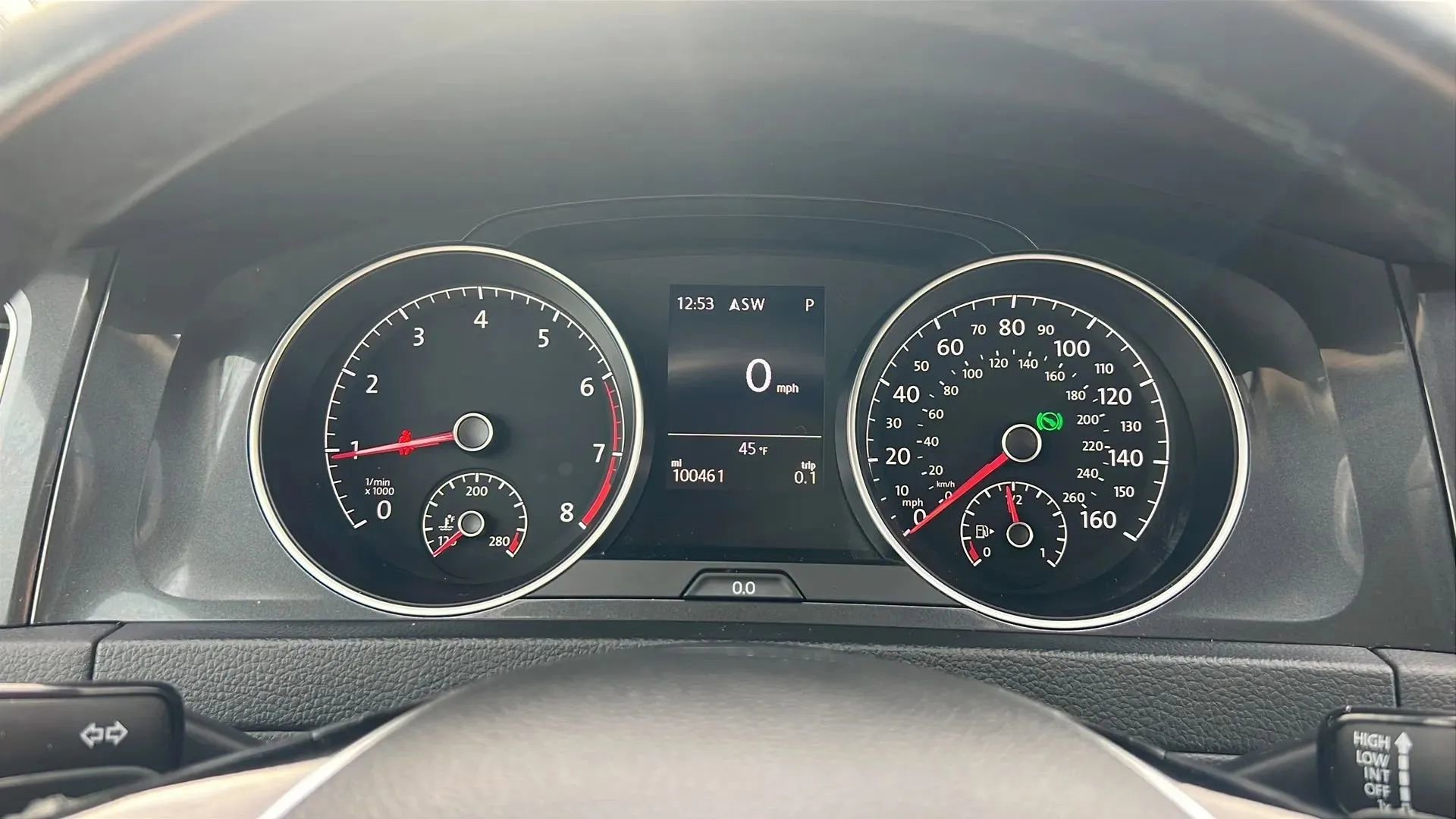 Used 2019 Volkswagen Golf SE image 12