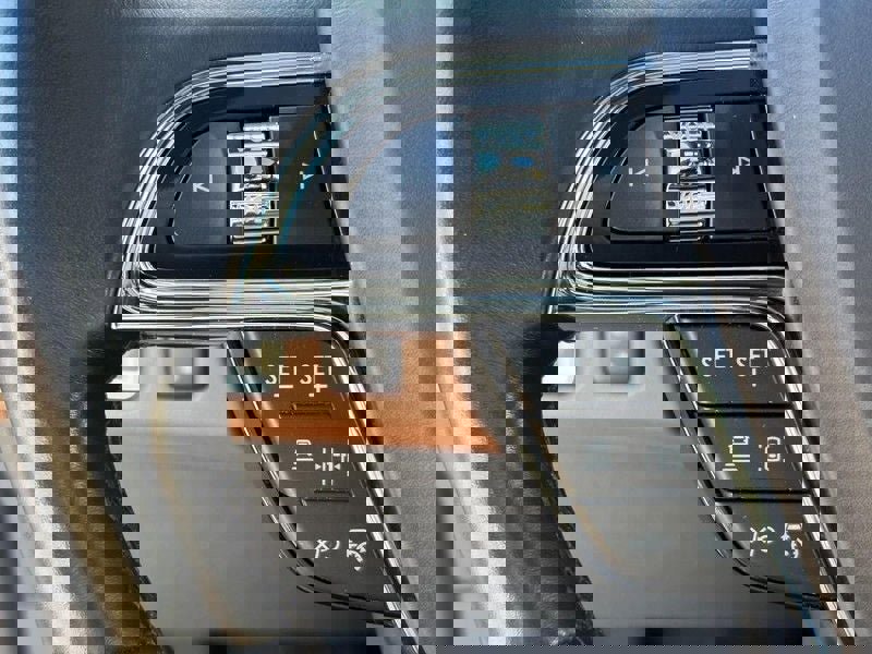 Used 2023 Lincoln Navigator L Reserve image 18