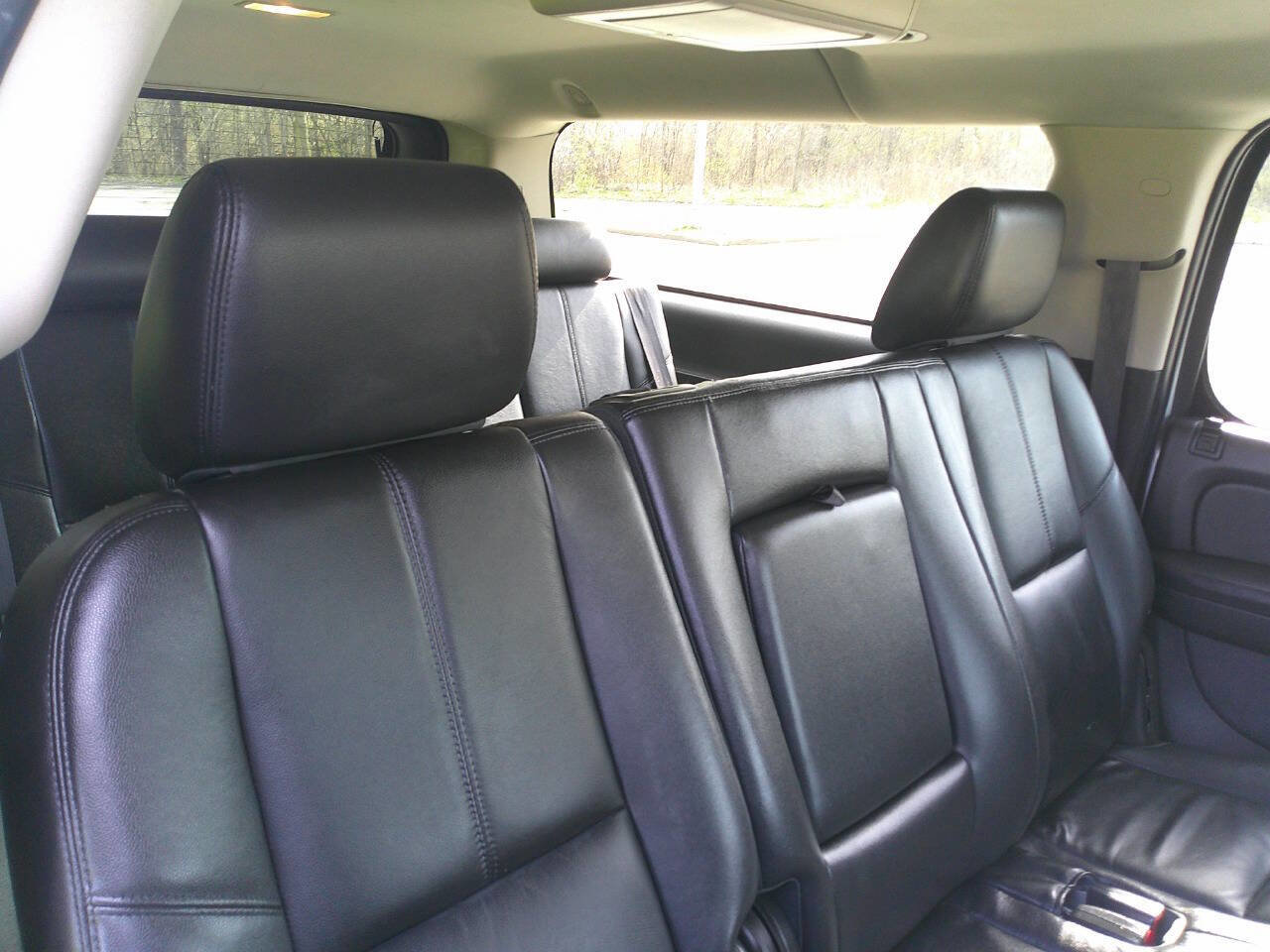 Used 2013 Chevrolet Suburban LT image 22