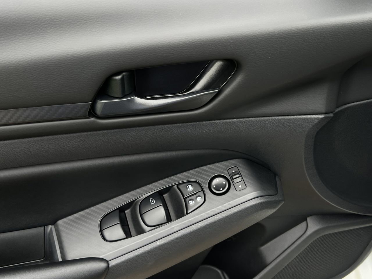 Certified 2025 Nissan Altima 2.5 S FWD image 21