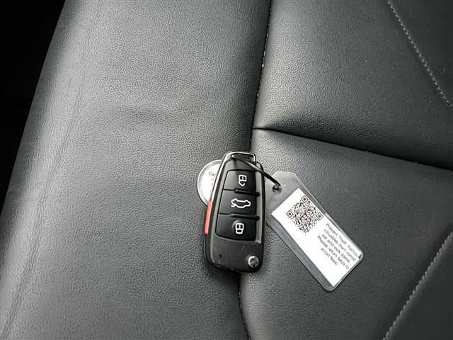 Used 2024 Audi Q3 2.0T Premium image 8