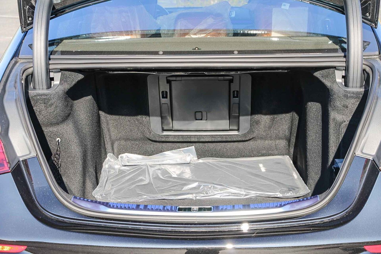 New 2026 Mercedes-Benz S 580 4MATIC Sedan image 24