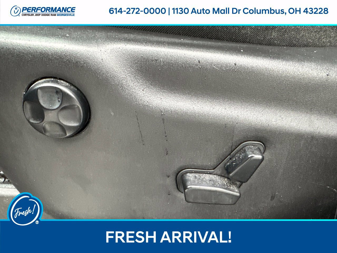 Used 2017 Jeep Grand Cherokee Limited AWD/4WD image 15