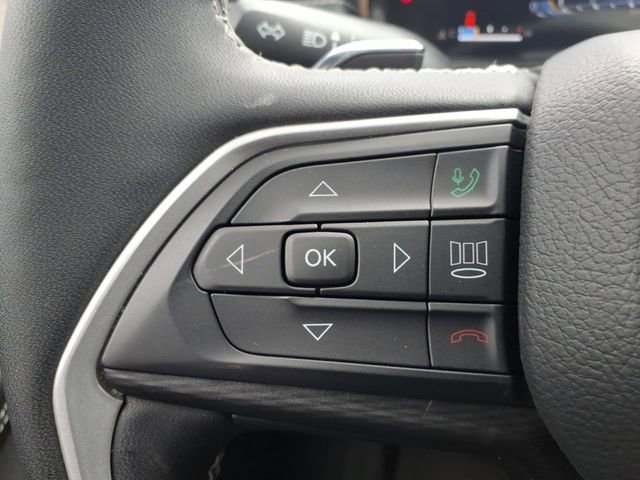 Certified 2023 Jeep Grand Cherokee Laredo w/ Luxury Tech Group I AWD/4WD image 23