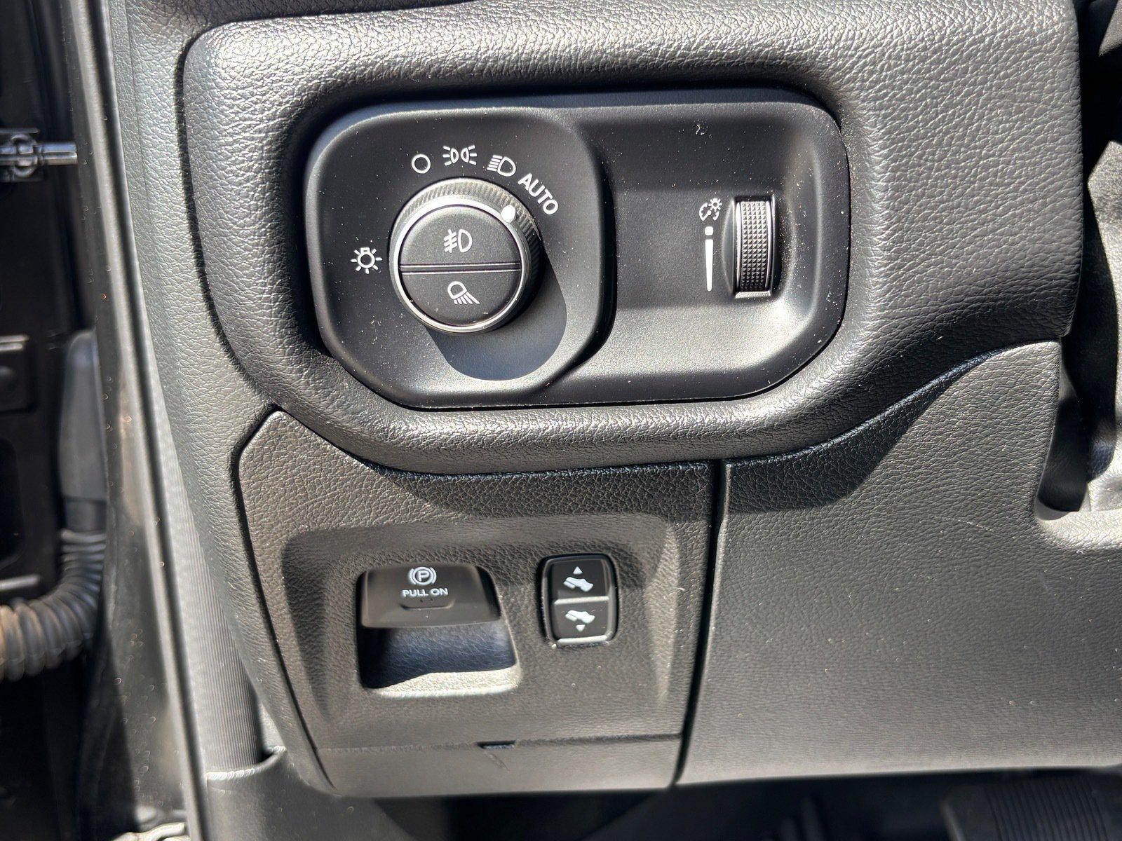 Used 2022 RAM 1500 Lone Star AWD/4WD image 25