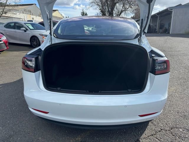 Used 2018 Tesla Model 3 Long Range image 24