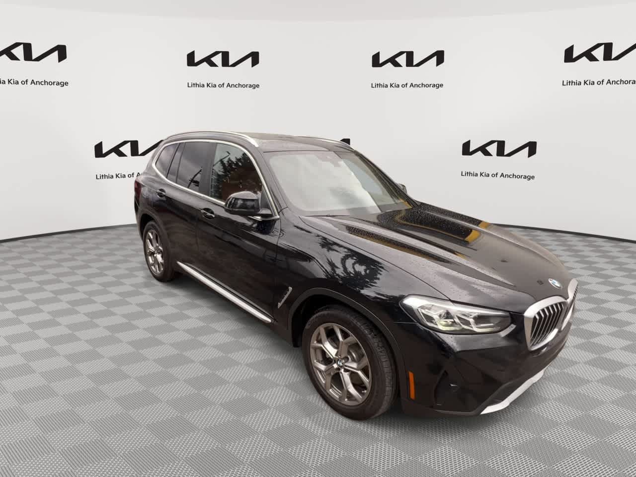 Used 2024 BMW X3 sDrive30i w/ Convenience Package w/ZPA RWD image 2