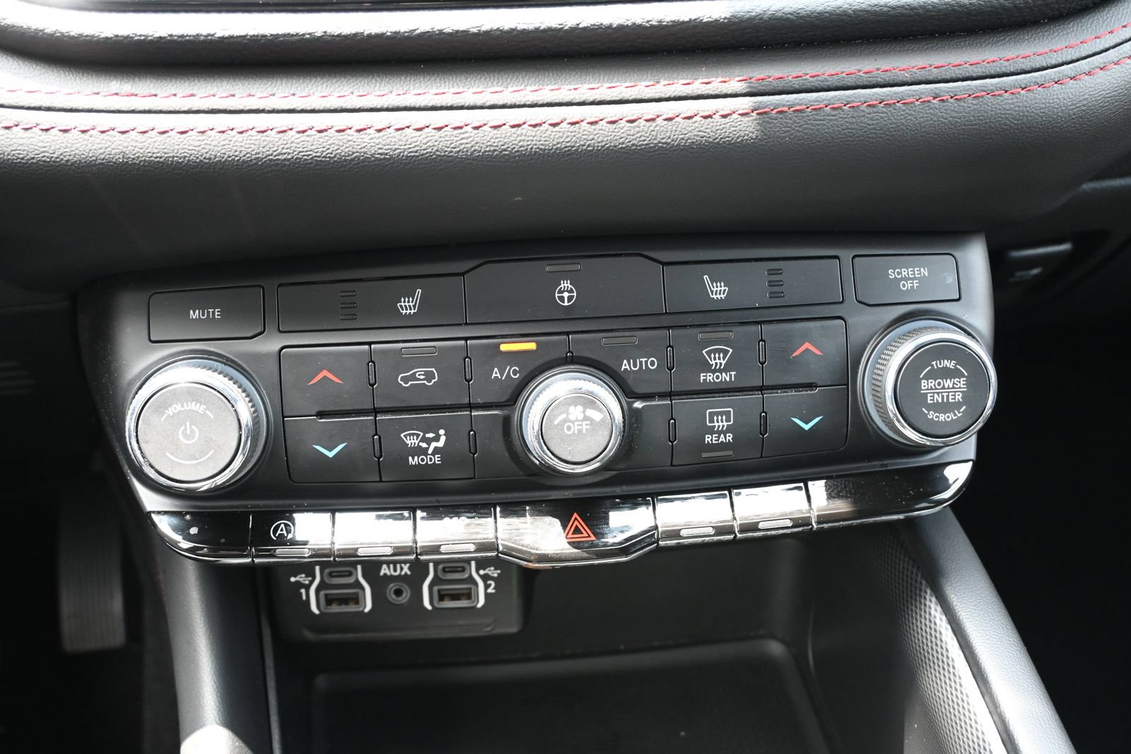 Used 2025 Dodge Durango GT RWD image 15